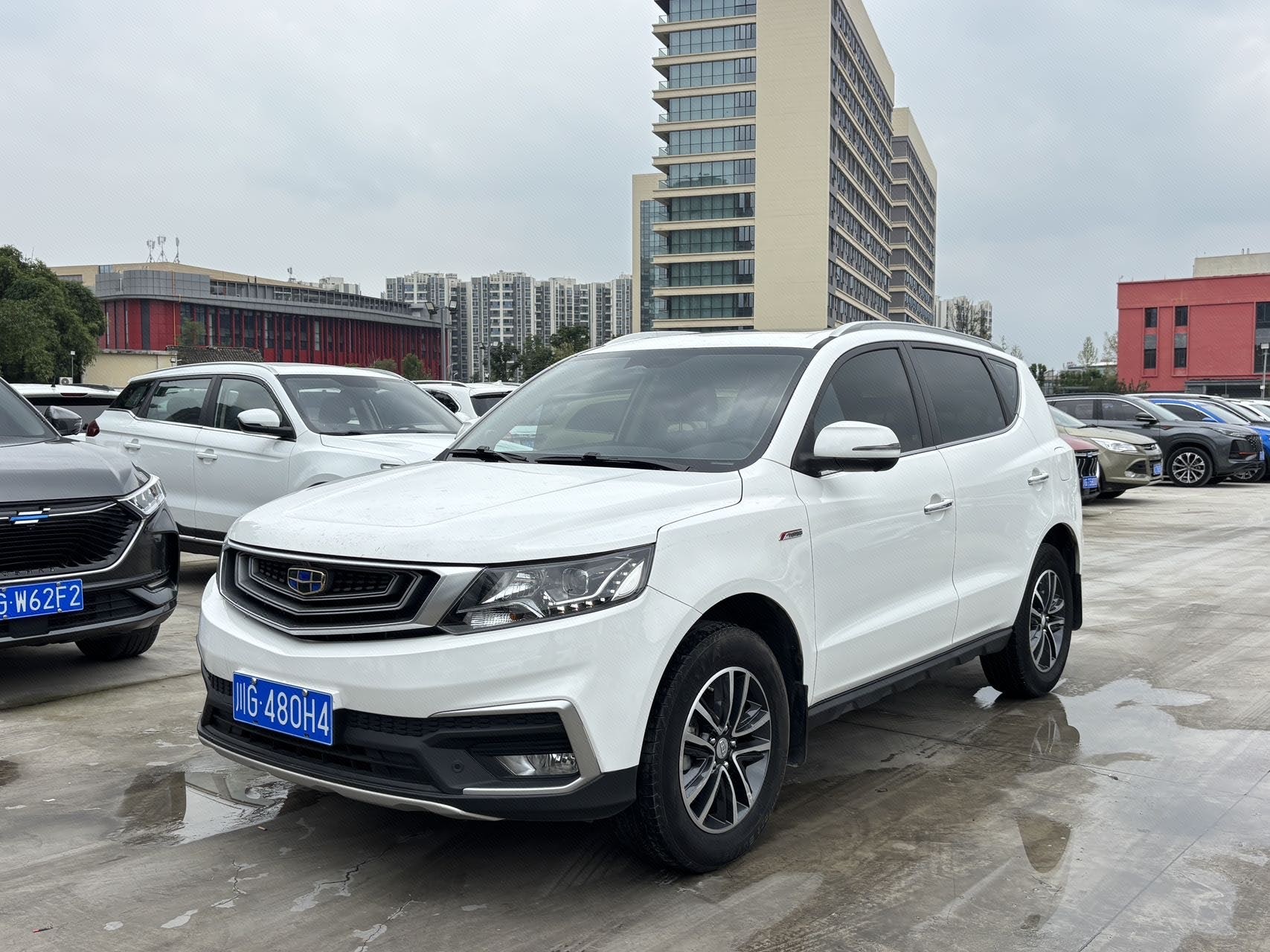 GEELY Vision X6 2019 GEELY Vision X6 2019 immagine di auto
