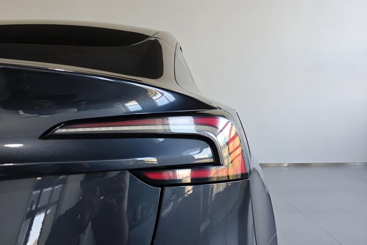 Tesla Model 3 2025 #9 Tesla Model 3 2025 car image #9