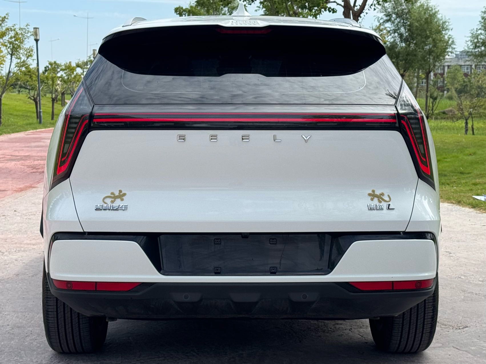 GEELY Boyue L 2025 #5 GEELY Boyue L 2025 изображение автомобиля #5