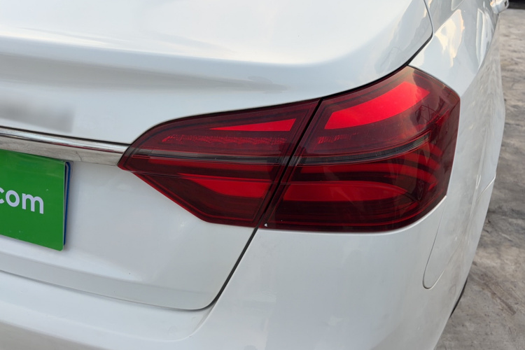 GEELY Emgrand 2018 #8 GEELY Emgrand 2018 car image #8
