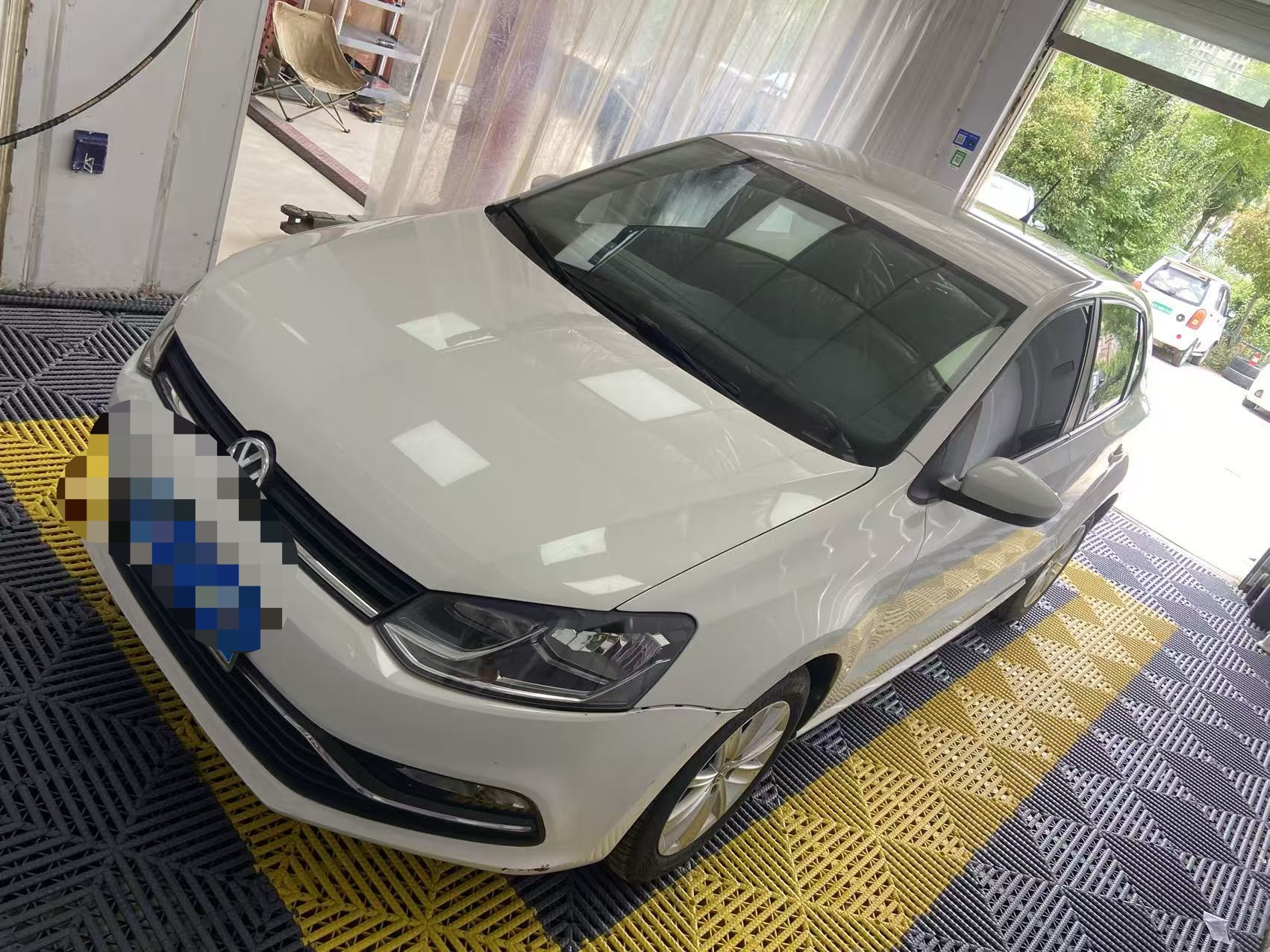 Volkswagen Polo 2015 Volkswagen Polo 2015 car image