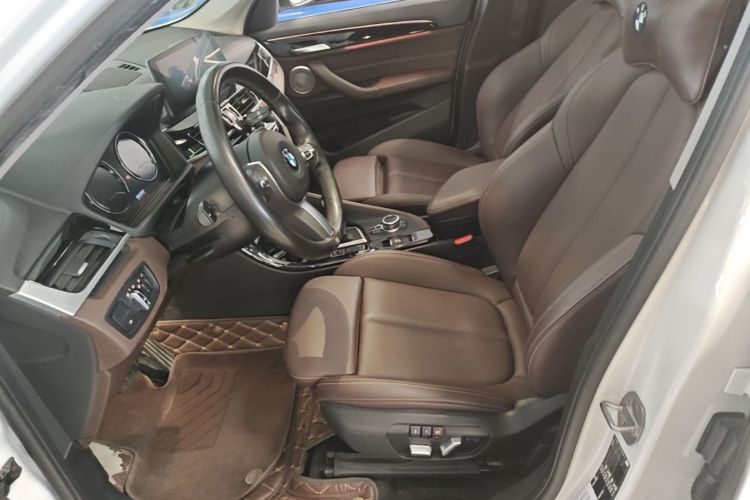 BMW X1 2022 car image #15
