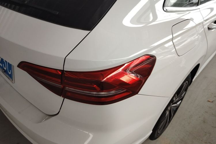 Volkswagen Lavida 2019 car image #8
