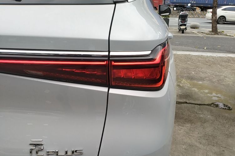 BYD Yuan Plus 2023 car image #8