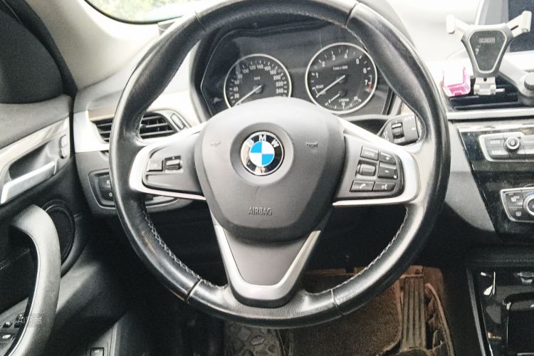 BMW X1 2018 изображение автомобиля #12