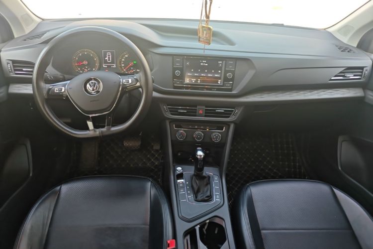 Volkswagen Tharu 2020 immagine di auto #10