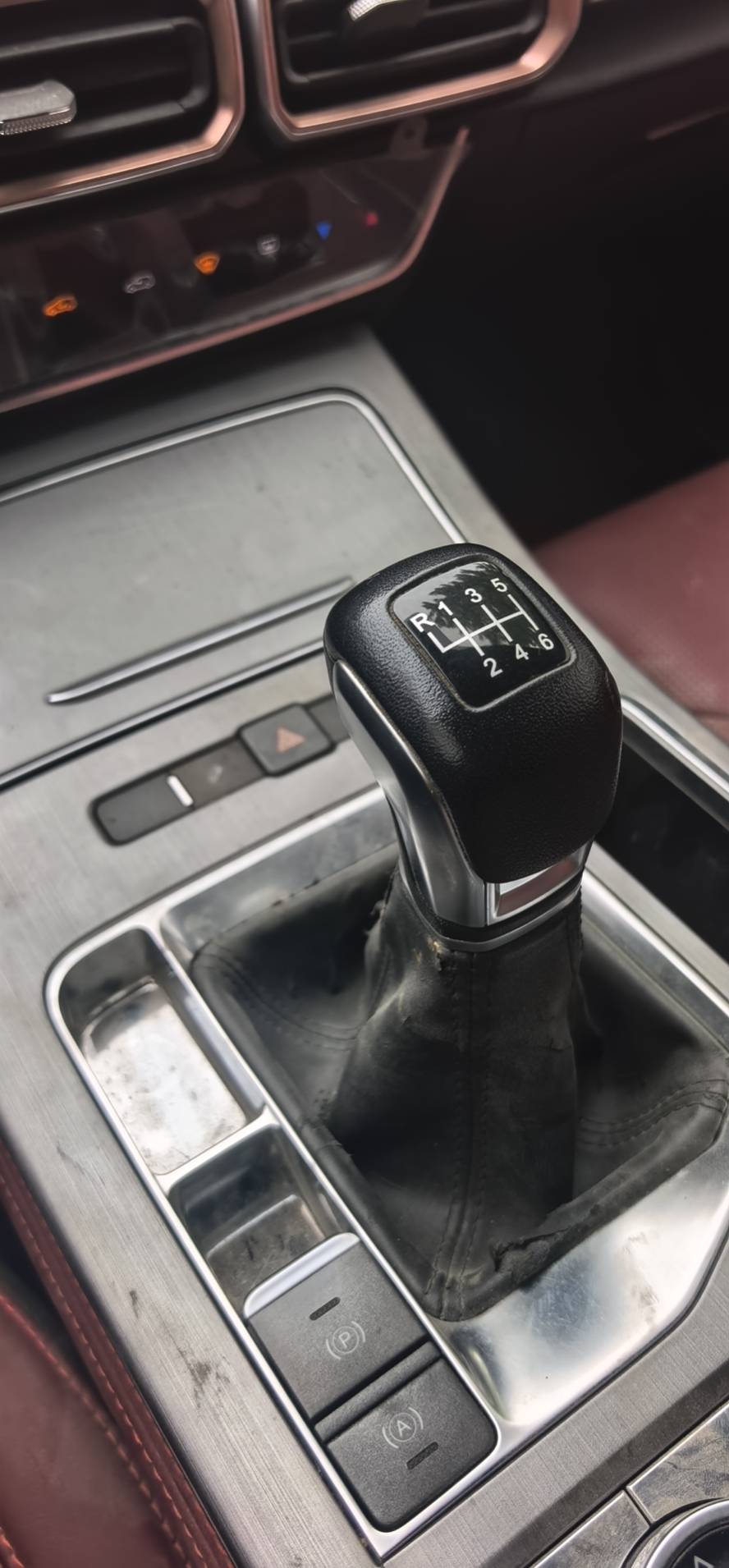 Jetour X70 PLUS 2023 #8 Jetour X70 PLUS 2023 car image #8