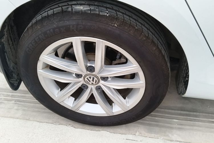 Volkswagen Golf 2019 #10 Volkswagen Golf 2019 صورة سيارة #10