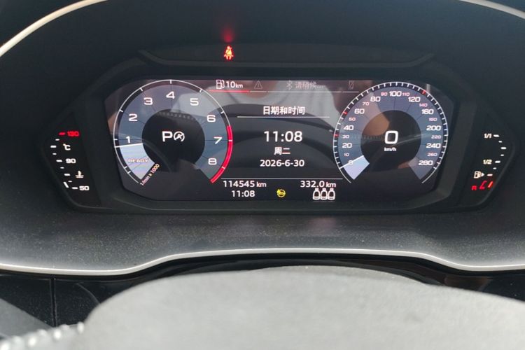 Audi Q3 2021 car image #12