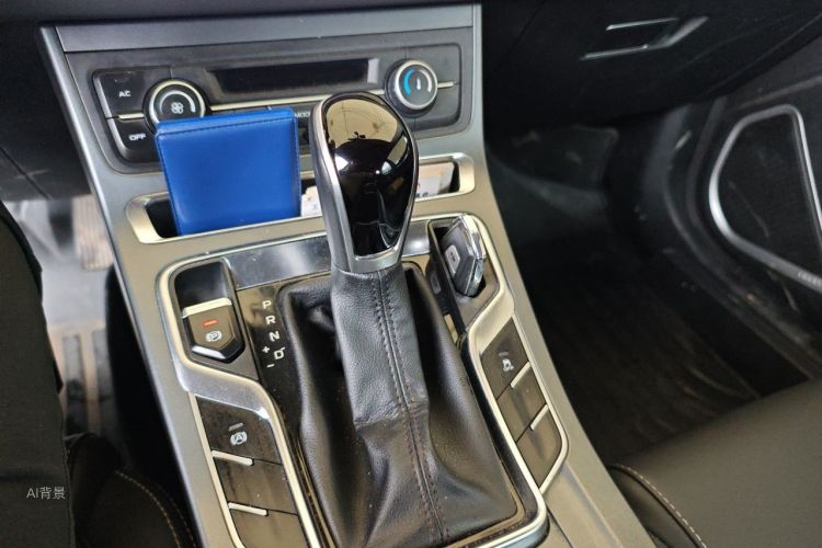 GEELY Emgrand 2020 car image #16