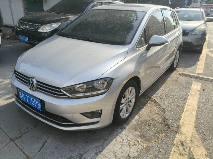 2017 immagine di auto 