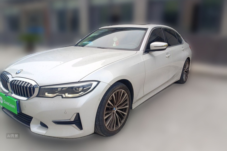 BMW 3 Series 2019 car image #2