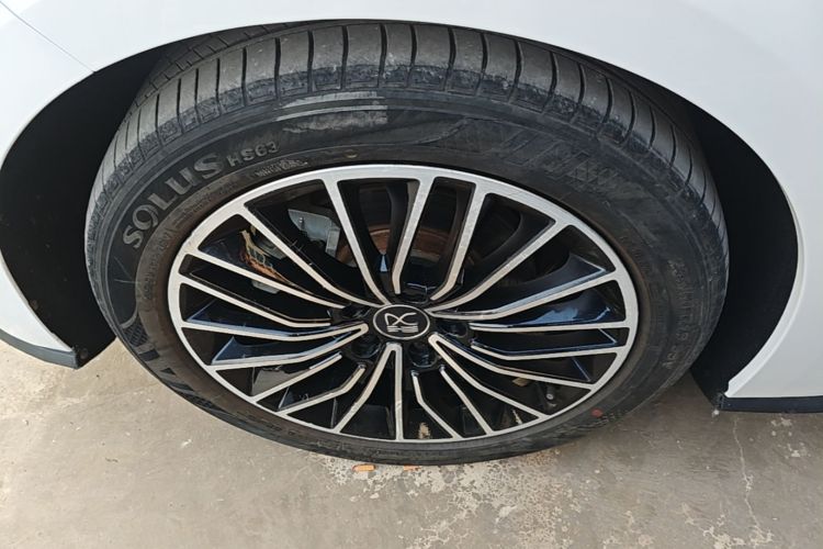 BYD Han 2022 #9 BYD Han 2022 car image #9