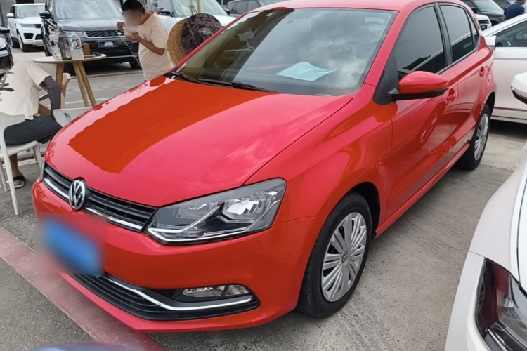 Volkswagen Polo 2019 car image #2