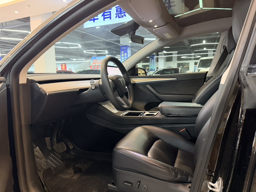 Tesla Model Y 2021 #7 Tesla Model Y 2021 car image #7
