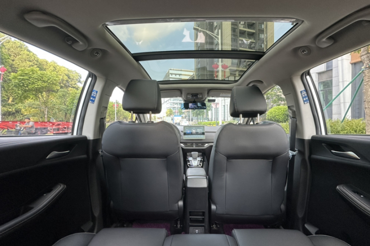 BYD Yuan New Energy 2019 #26 BYD Yuan New Energy 2019 car image #26