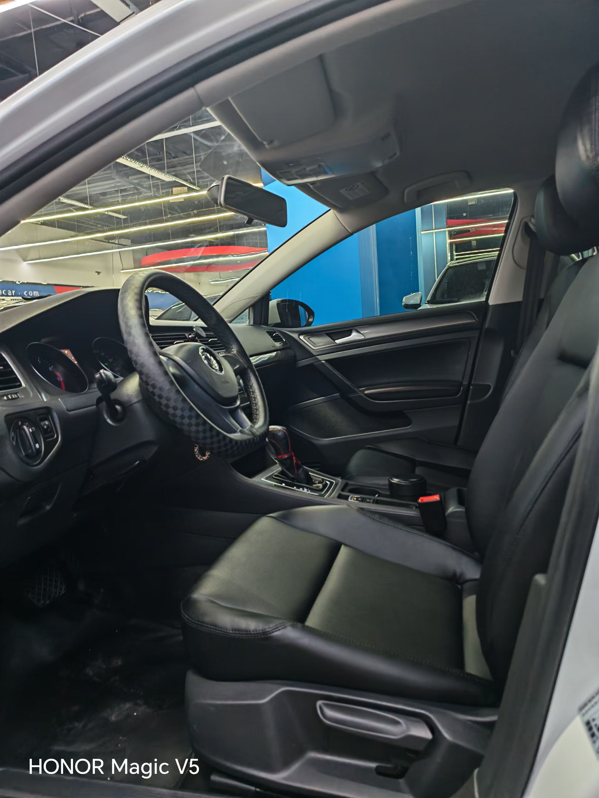 Volkswagen Golf 2015 car image #7