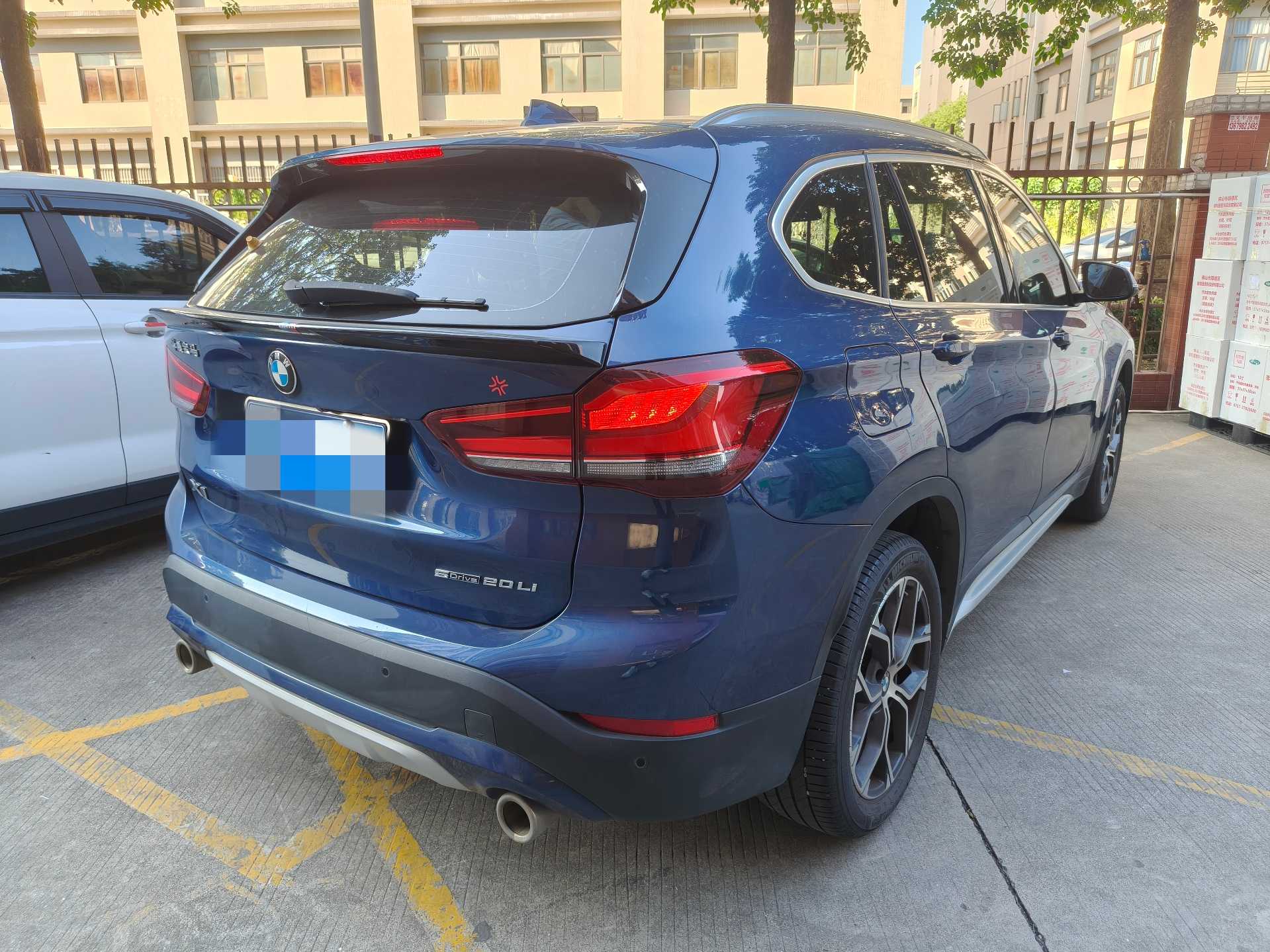 BMW X1 2021 صورة سيارة #2