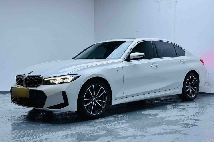 BMW 3 Series 2023 car image #2