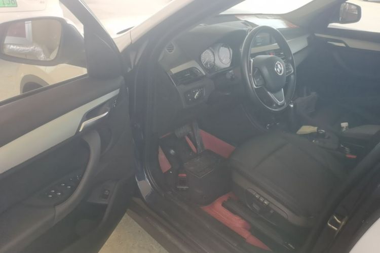 BMW X1 2019 #12 BMW X1 2019 car image #12