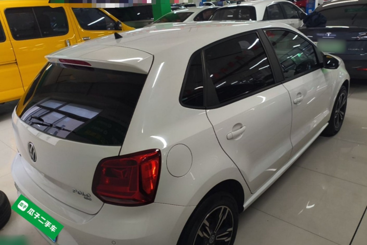 Volkswagen Polo 2017 car image #7