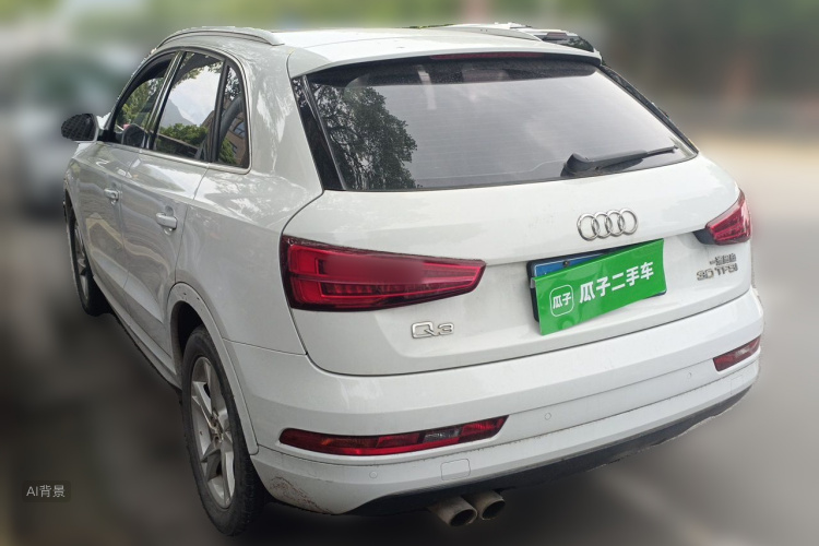 Audi Q3 2018 car image #5