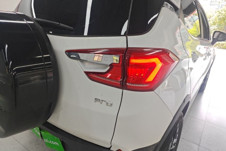 BYD Yuan Pro 2022 car image #8