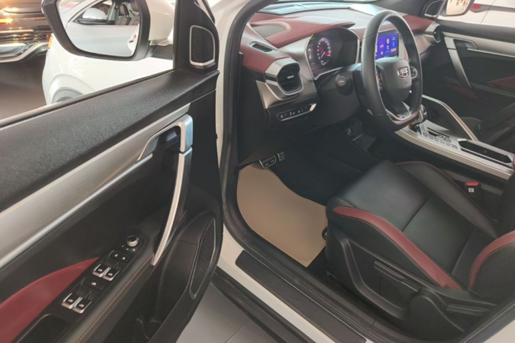 GEELY Coolray 2021 #16 GEELY Coolray 2021 car image #16