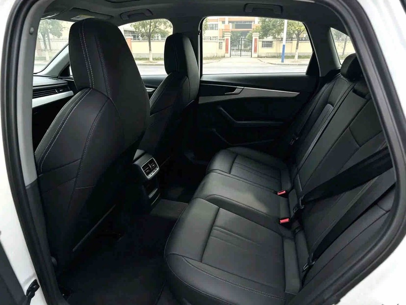 Audi A3 2023 #7 Audi A3 2023 صورة سيارة #7