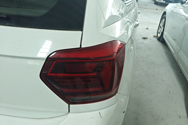 Volkswagen Polo 2023 car image #8