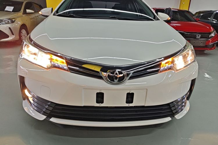 Toyota Corolla 2019 #3 Toyota Corolla 2019 car image #3