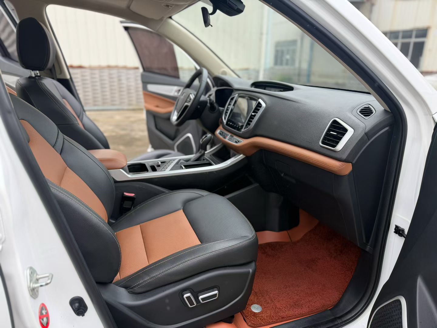 GEELY Vision X6 2019 #5 GEELY Vision X6 2019 car image #5