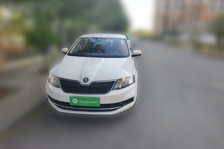 Skoda Rapid 2018 #3 Skoda Rapid 2018 image de voiture #3