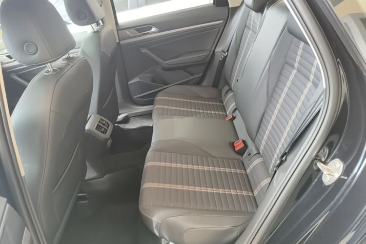 Volkswagen Lavida 2021 car image #13