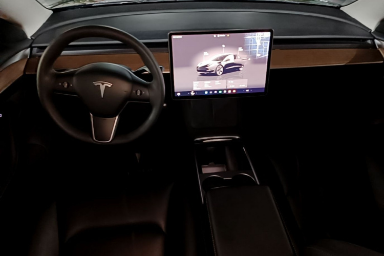 Tesla Model 3 2023 #10 Tesla Model 3 2023 car image #10