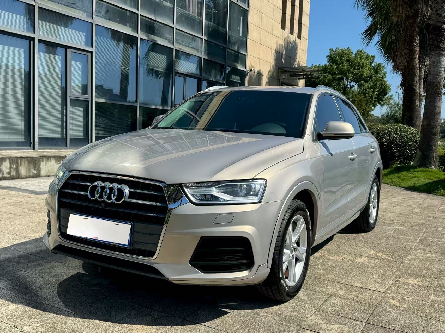 Audi Q3 2017 Audi Q3 2017 car image