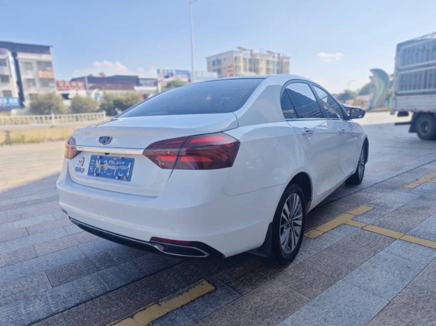 GEELY Emgrand 2018 image de voiture #8