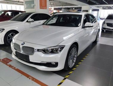 BMW 3 Series 2017 BMW 3 Series 2017 car image