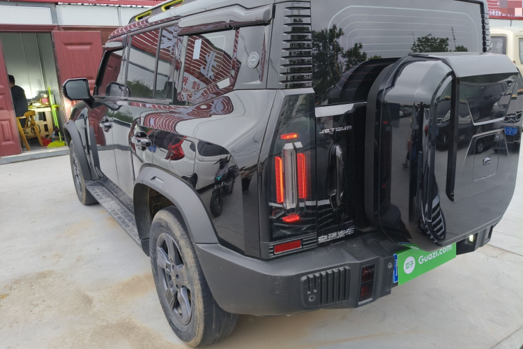 Jetour Traveller 2024 car image #7