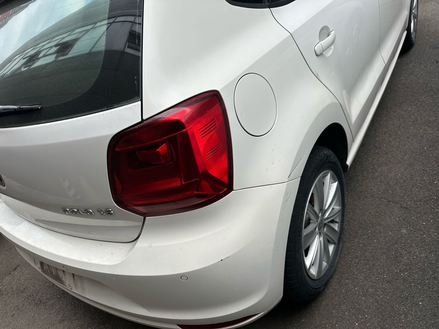 Volkswagen Polo 2015 car image #25