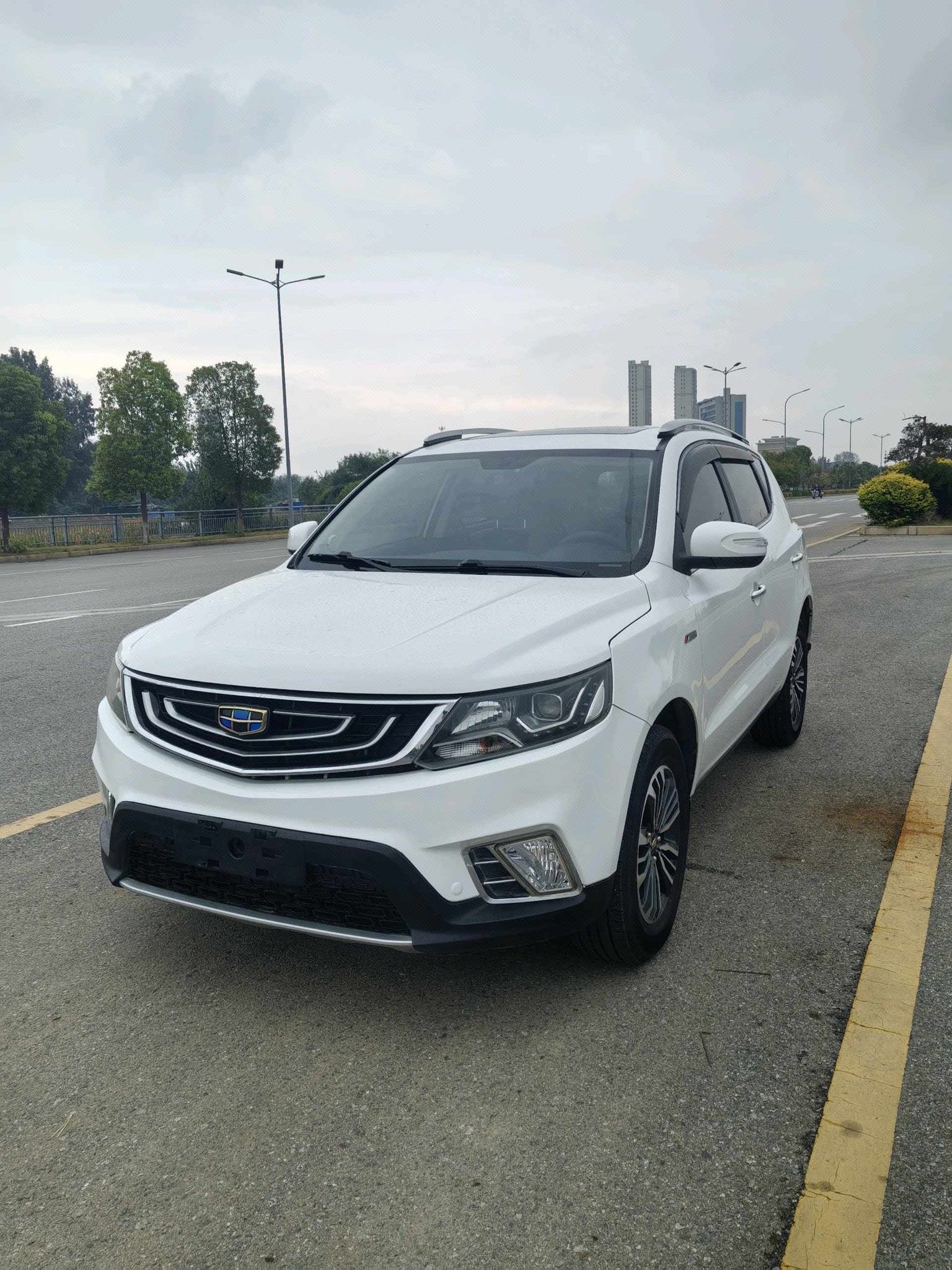GEELY Vision X6 2017 GEELY Vision X6 2017 car image