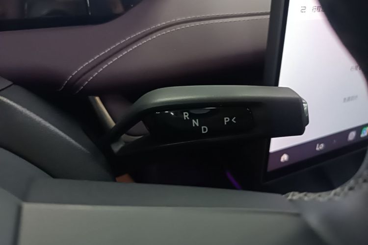 MI SU7 2025 car image #14