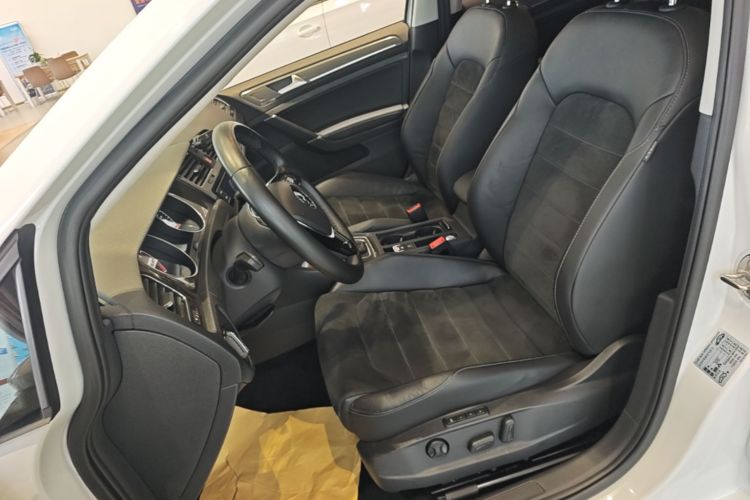 Volkswagen Golf 2018 #15 Volkswagen Golf 2018 car image #15