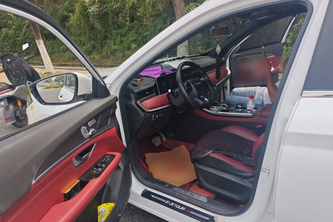 Jetour X70 PLUS 2022 #23 Jetour X70 PLUS 2022 car image #23