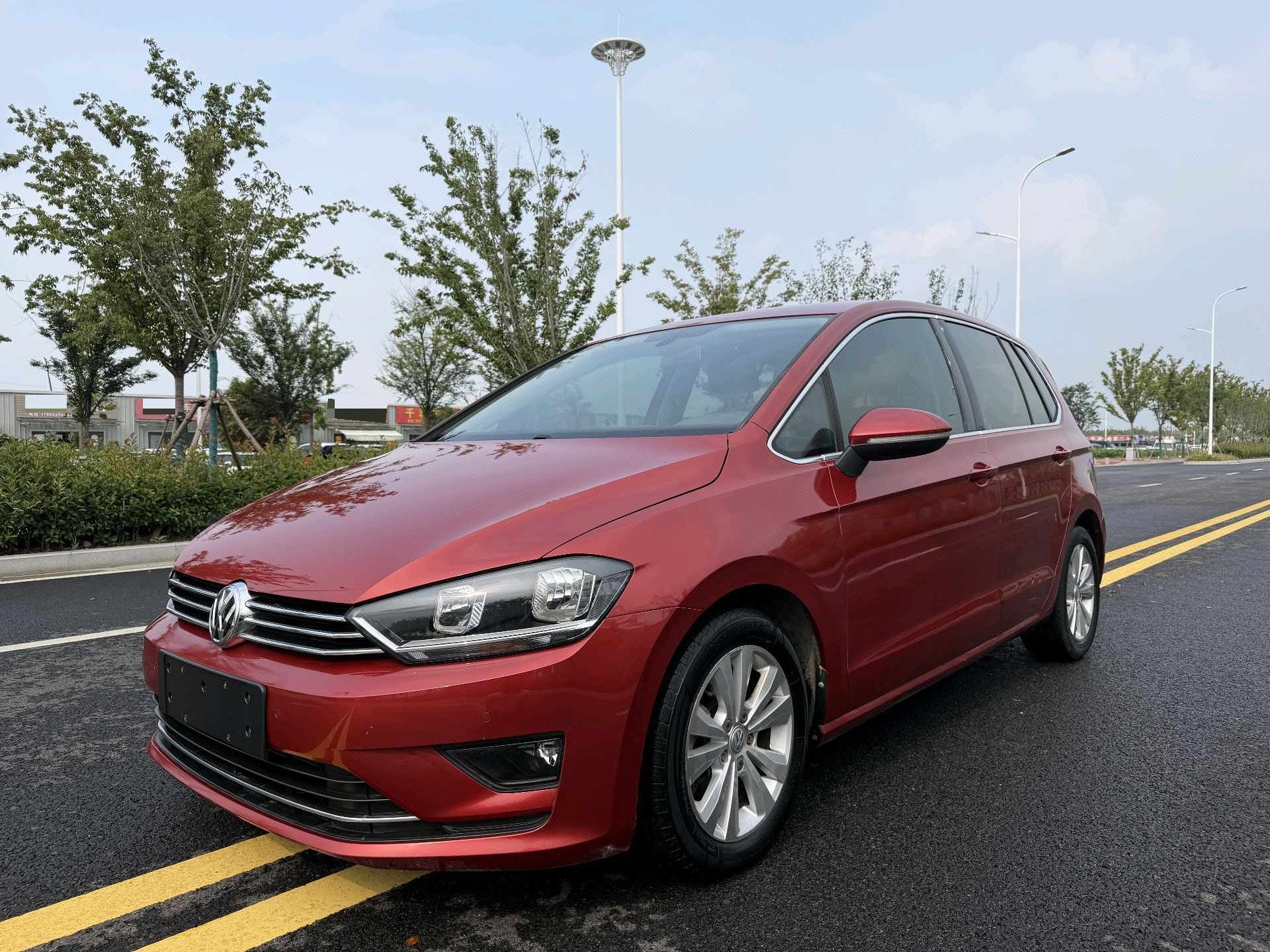 Volkswagen Golf Sportsvan 2016 Volkswagen Golf Sportsvan 2016 car image