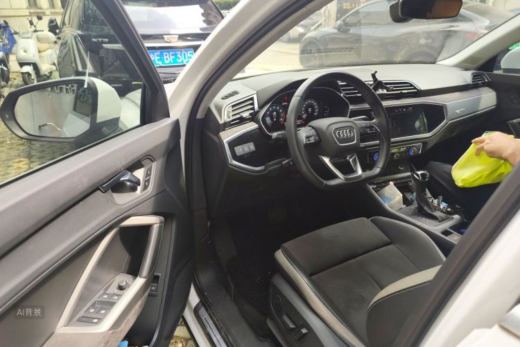 Audi Q3 2019 #18 Audi Q3 2019 car image #18