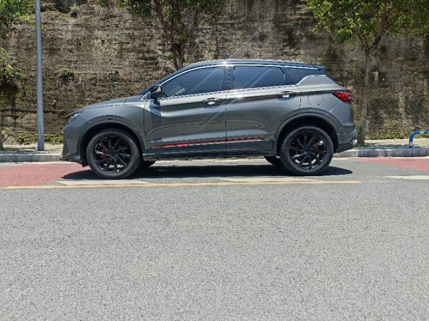 GEELY Coolray 2022 image de voiture #16