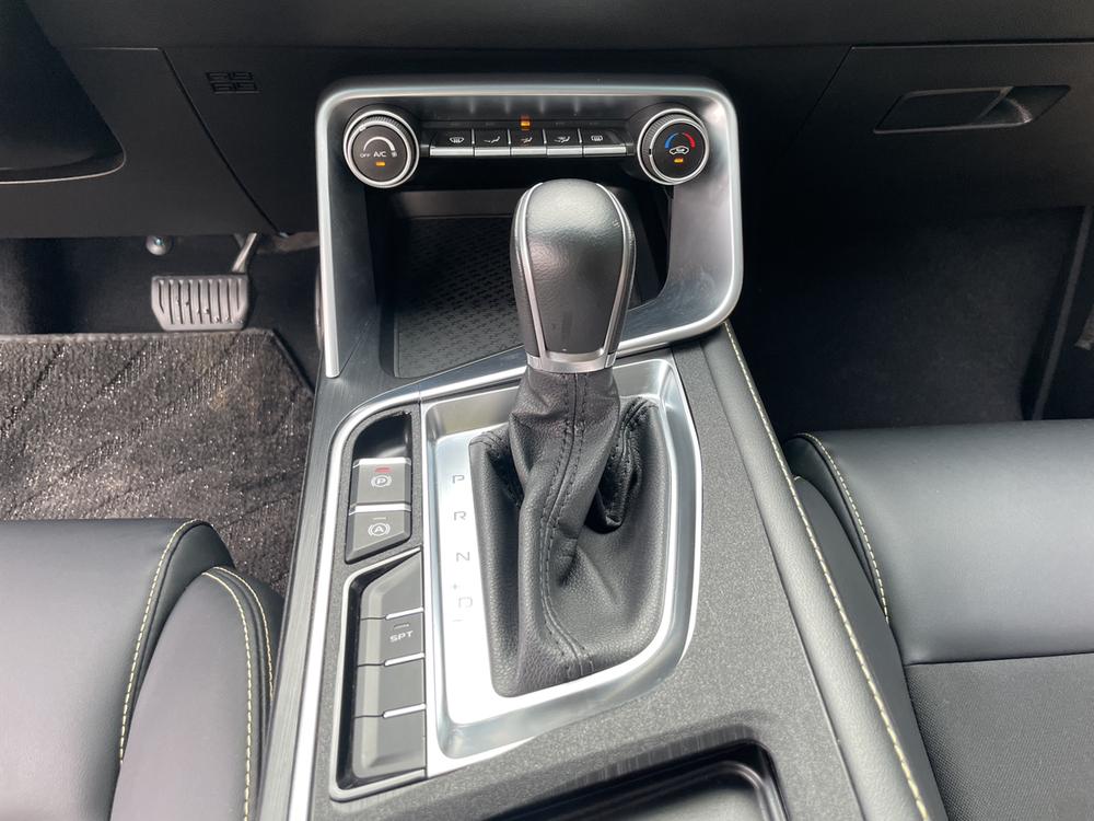 GEELY Binray 2021 car image #14