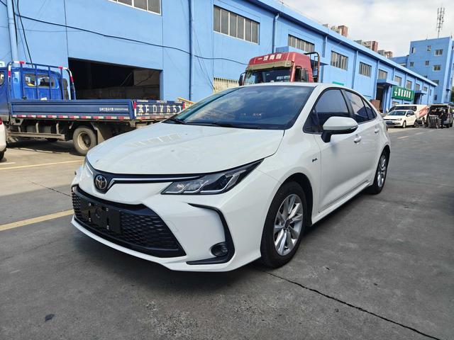 Toyota Corolla 2025 car image #13