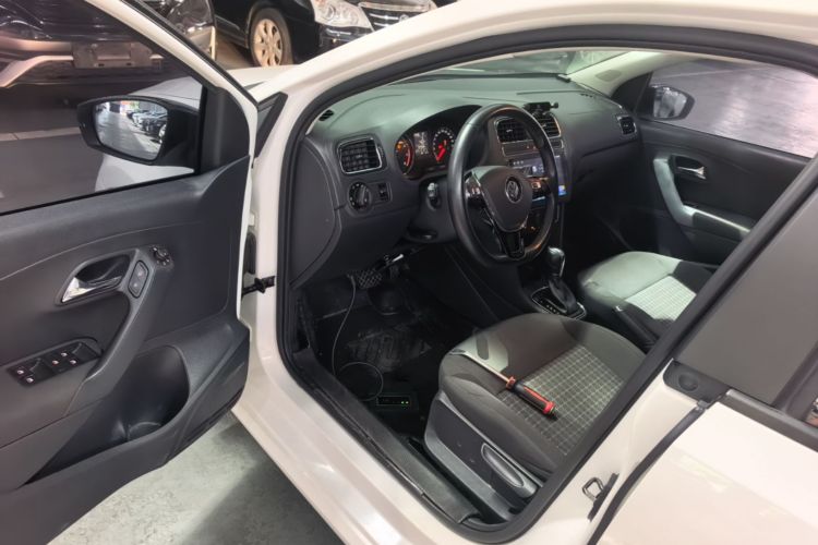 Volkswagen Polo 2016 #12 Volkswagen Polo 2016 car image #12